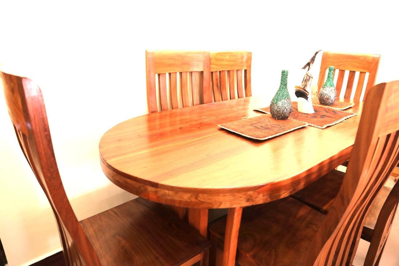 Pearl Lulu Modern Bnb Homestay Daressalam Exterior foto