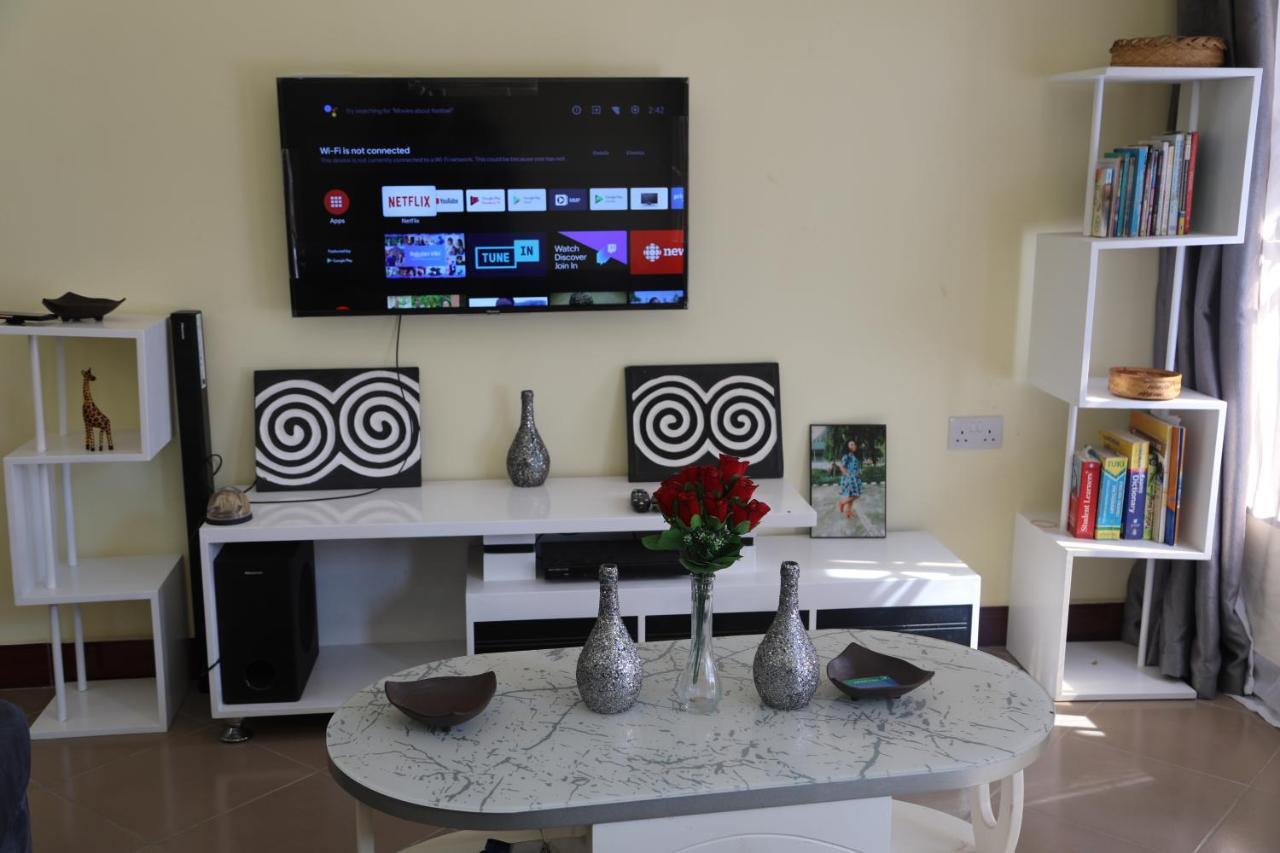 Pearl Lulu Modern Bnb Homestay Daressalam Exterior foto