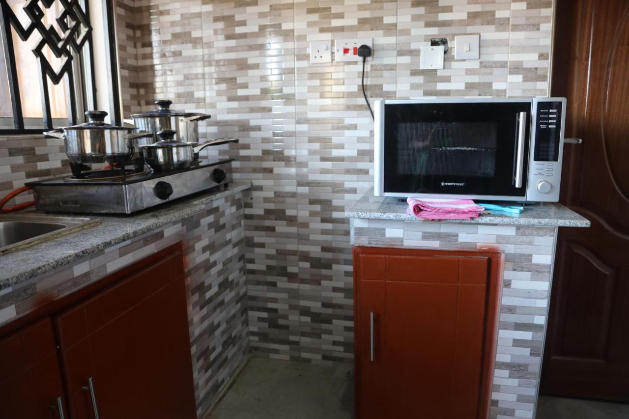 Pearl Lulu Modern Bnb Homestay Daressalam Exterior foto